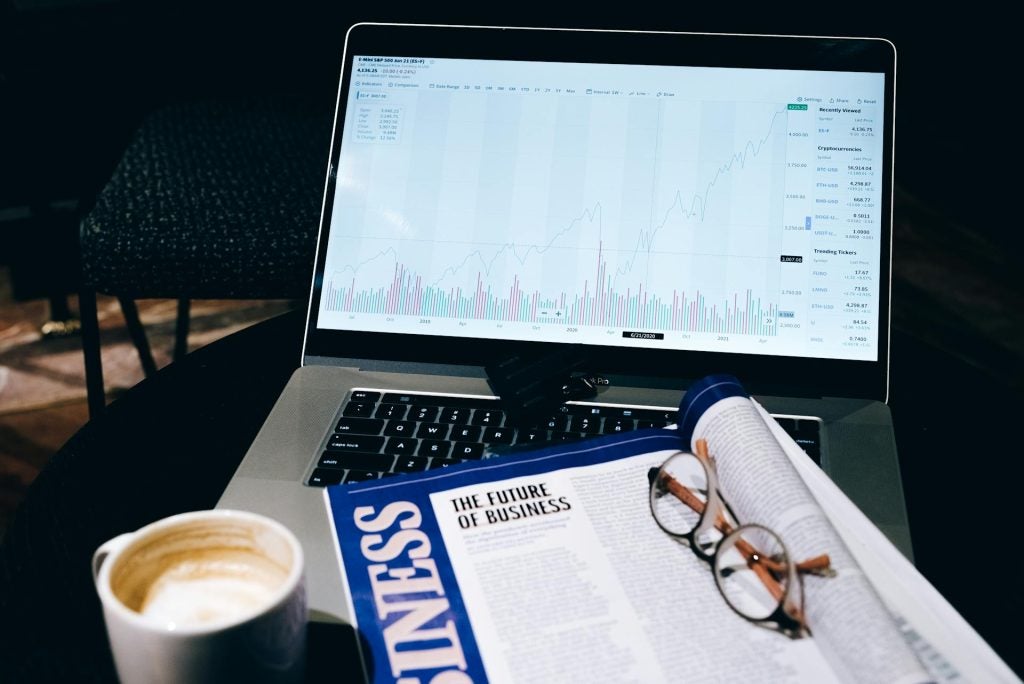 Swing Trade Strategy Builder: Powering Timely Trade Setups with Real-Time News